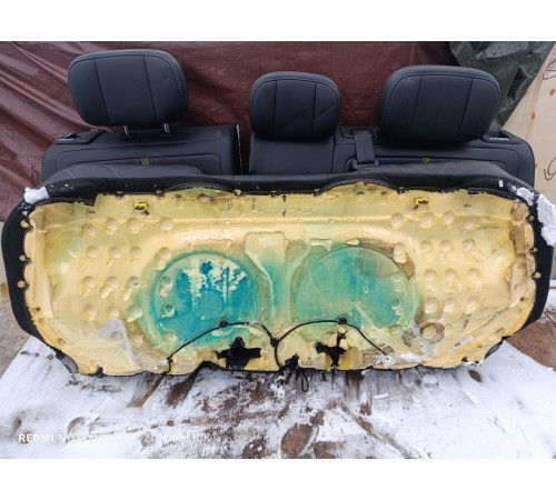 Задний ряд сидений