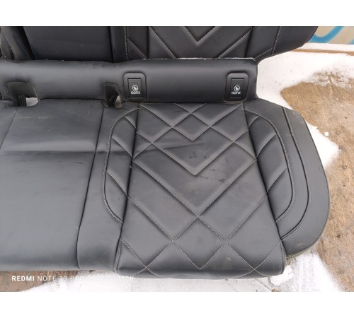 Задний ряд сидений