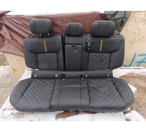 Задний ряд сидений