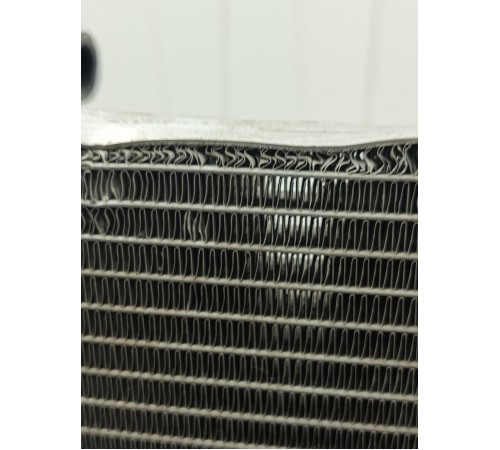 Радиатор охлаждения двигателя