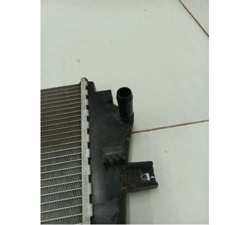 Радиатор охлаждения двигателя