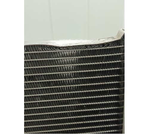 Радиатор охлаждения двигателя