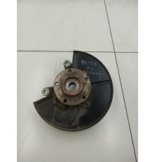 Кулак поворотный передний левый в сборе