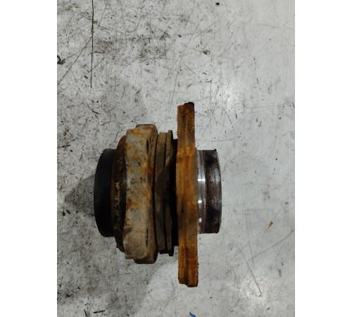 Ступица передняя правая