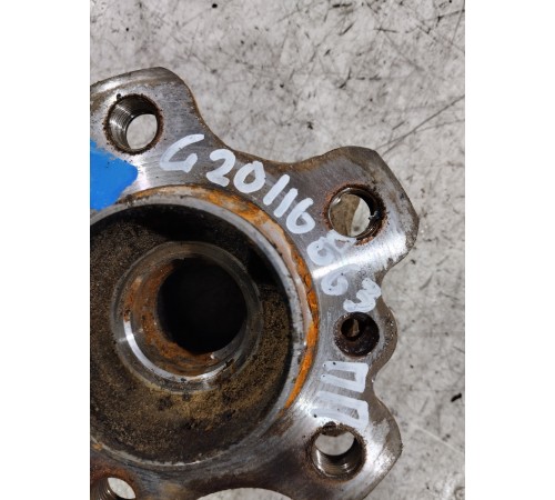 Ступица передняя правая