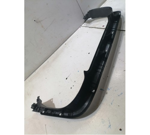 Обшивка крышки багажника