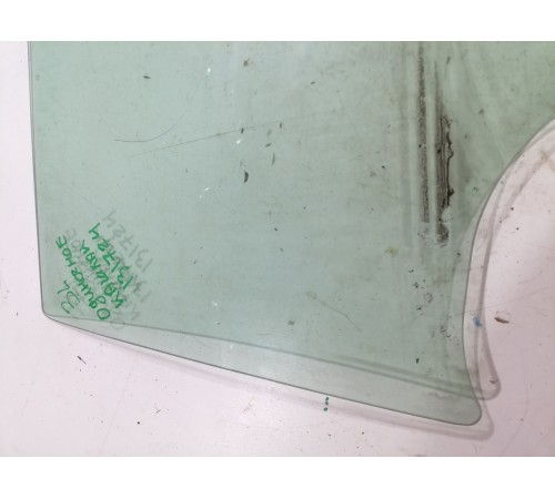 Стекло двери заднее левое