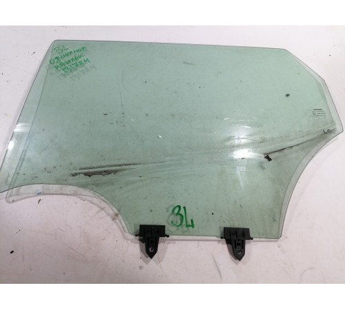 Стекло двери заднее левое