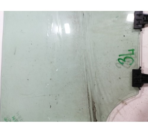 Стекло двери заднее левое