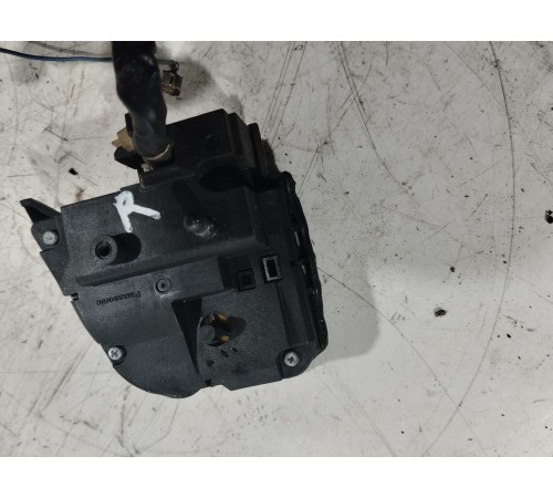 Кнопки руля многофункциональные