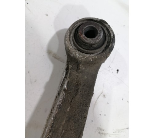 Рычаг поперечный задний левый верхний