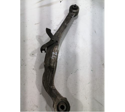 Рычаг поперечный задний левый верхний