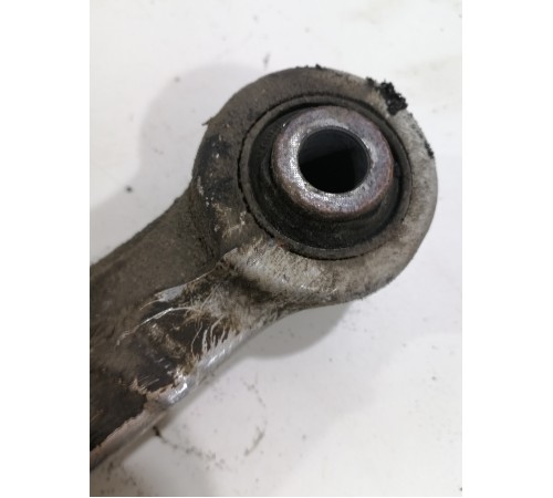 Рычаг поперечный задний левый верхний