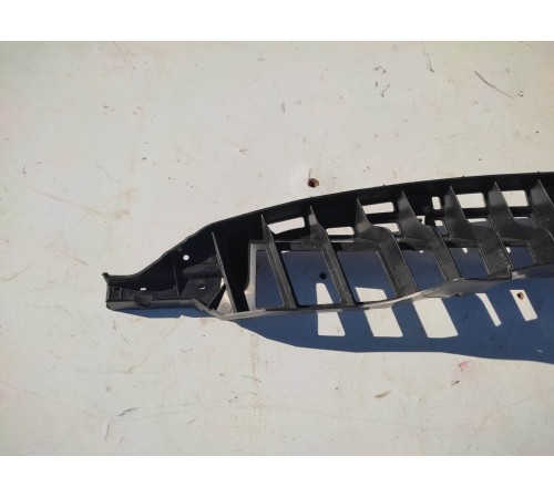 Кронштейн(крепление) заднего бампера центральный