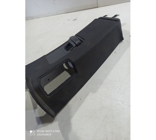 Обшивка стойки(задняя правая)