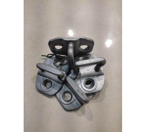 Ответная часть замка двери (4 шт)