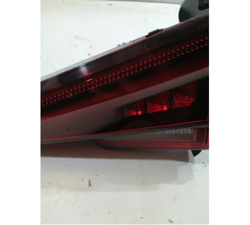 Фонарь задний внутренний правый