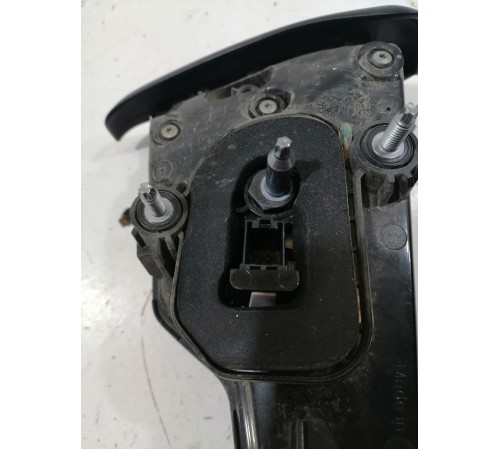 Фонарь задний внутренний правый