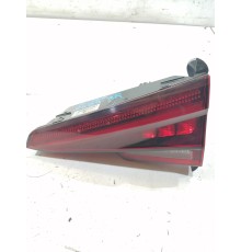 Фонарь задний внутренний правый