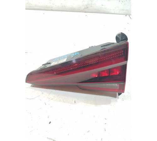 Фонарь задний внутренний правый