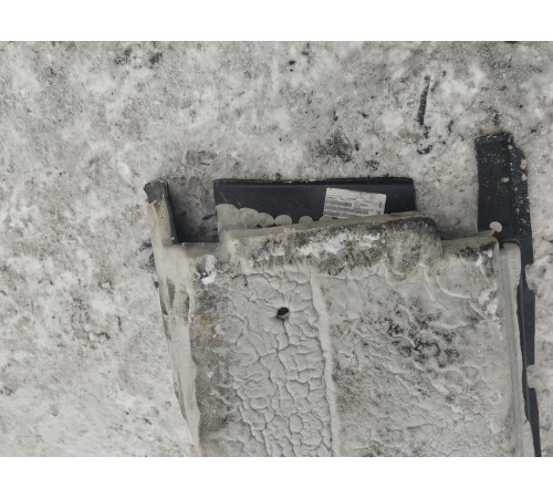 Напольное покрытие переднее правое