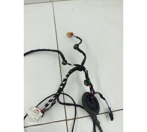 Электропроводка двери задняя левая