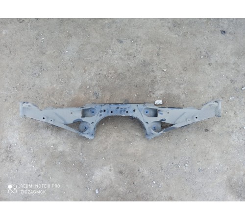 Балка подвески задняя (подрамник)
