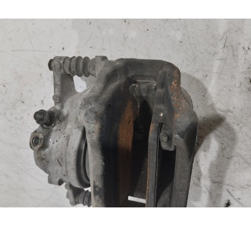 Суппорт тормозной передний левый