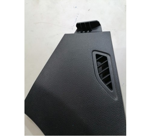 Накладка торпедо верхняя правая