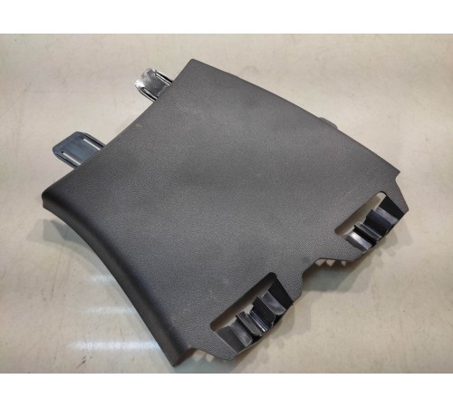 Обшивка багажника (правая)