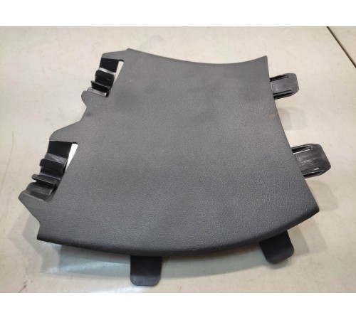 Обшивка багажника (правая)