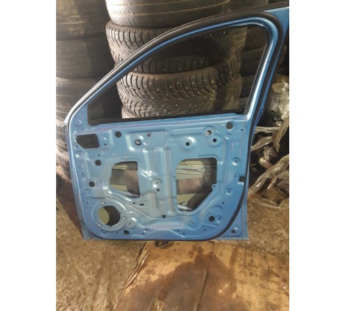 Дверь (передняя, правая)