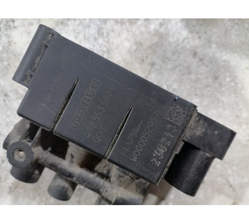 Блок клапанов пневмоподвески