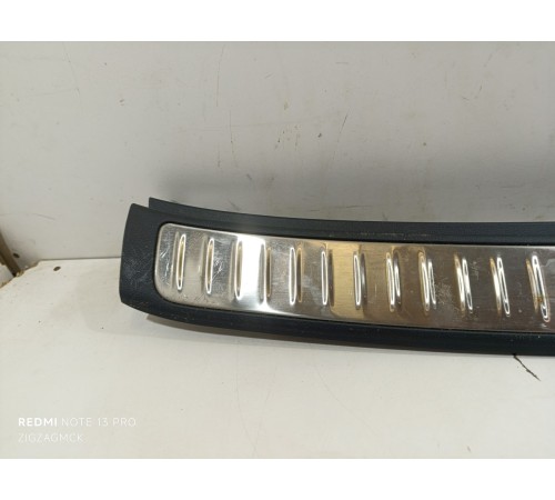 Накладка замка багажника, задней панели