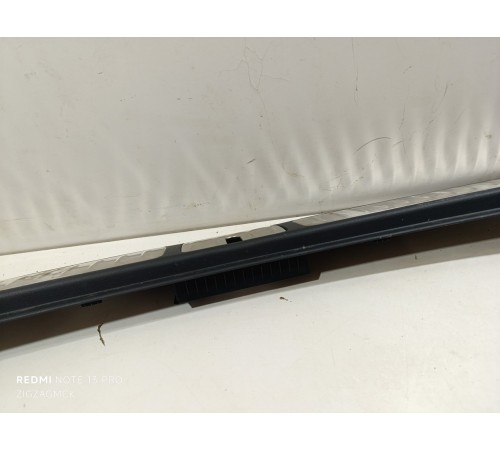 Накладка замка багажника, задней панели