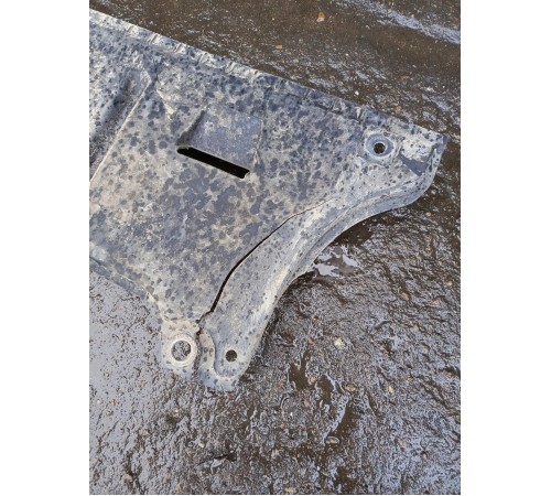 Защита антигравийная задняя