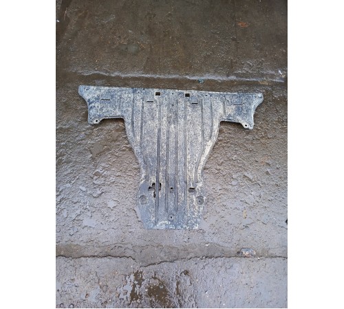 Защита антигравийная задняя