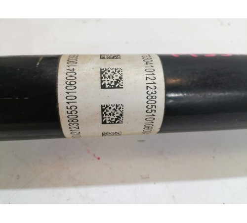 Промежуточный вал привода КПП