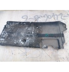 Защита днища антигравийная правая