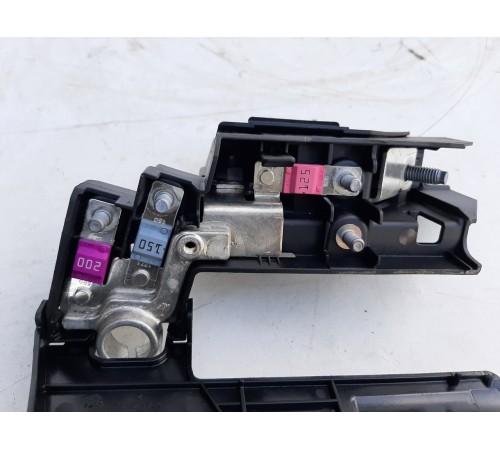 Клемма с предохранителем