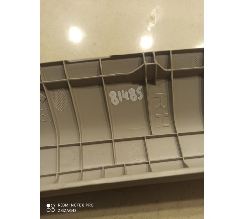 Обшивка стойки(передняя правая)