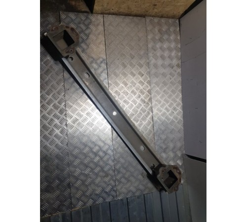 Усилитель бампера задн.