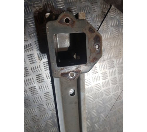 Усилитель бампера задн.