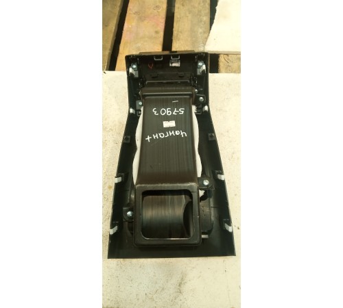 Накладка центральной консоли задняя с дефлектором