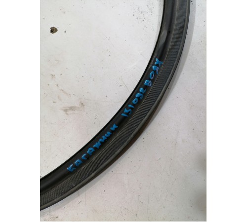 Уплотнитель крышки багажника