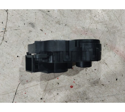 Моторчик привода заслонок отопителя