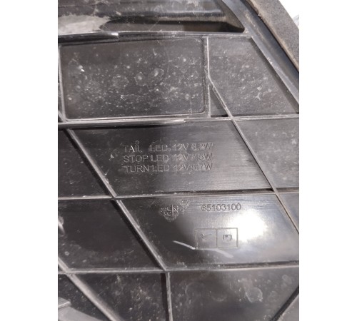 Фонарь задний левый