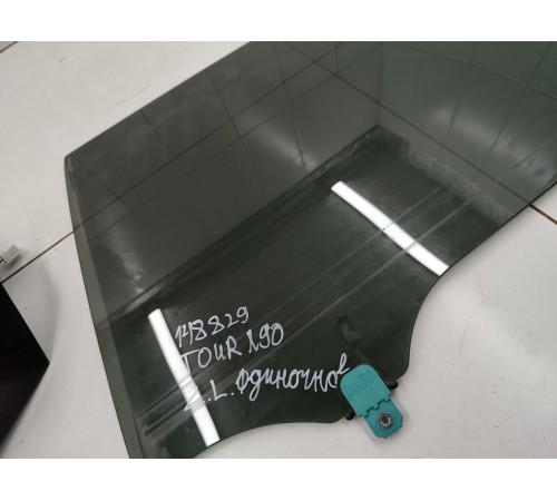 Стекло двери заднее левое