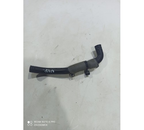 Патрубок системы охлаждения