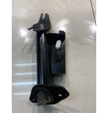 Кронштейн сиденья (левый)